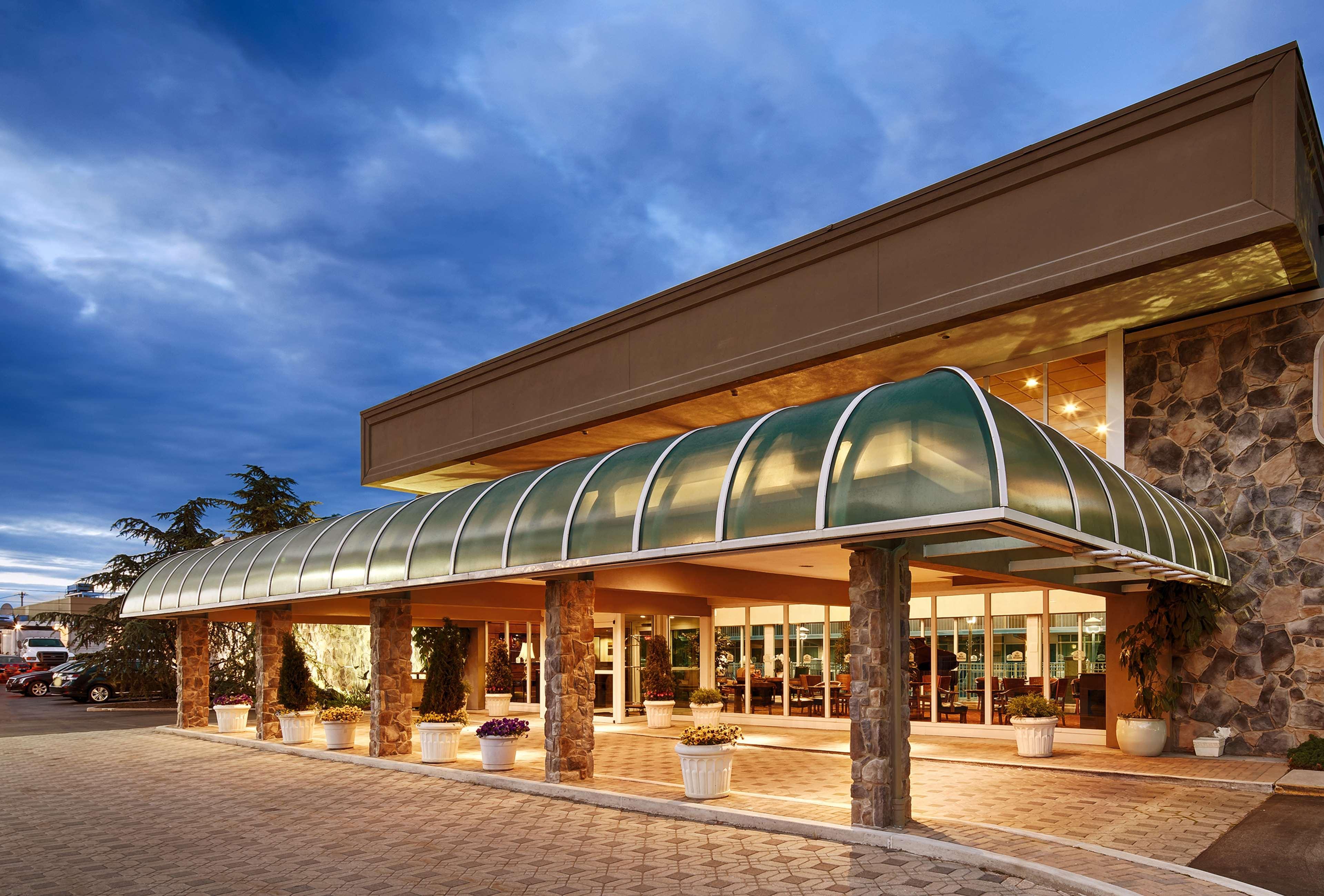 Brandywine Valley Inn Surestay Plus By Best Western Wilmington Bagian luar foto