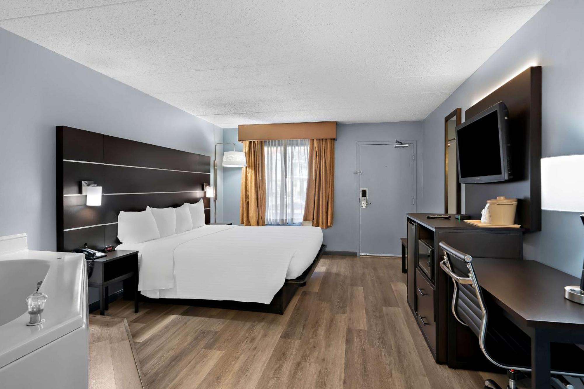 Brandywine Valley Inn Surestay Plus By Best Western Wilmington Bagian luar foto