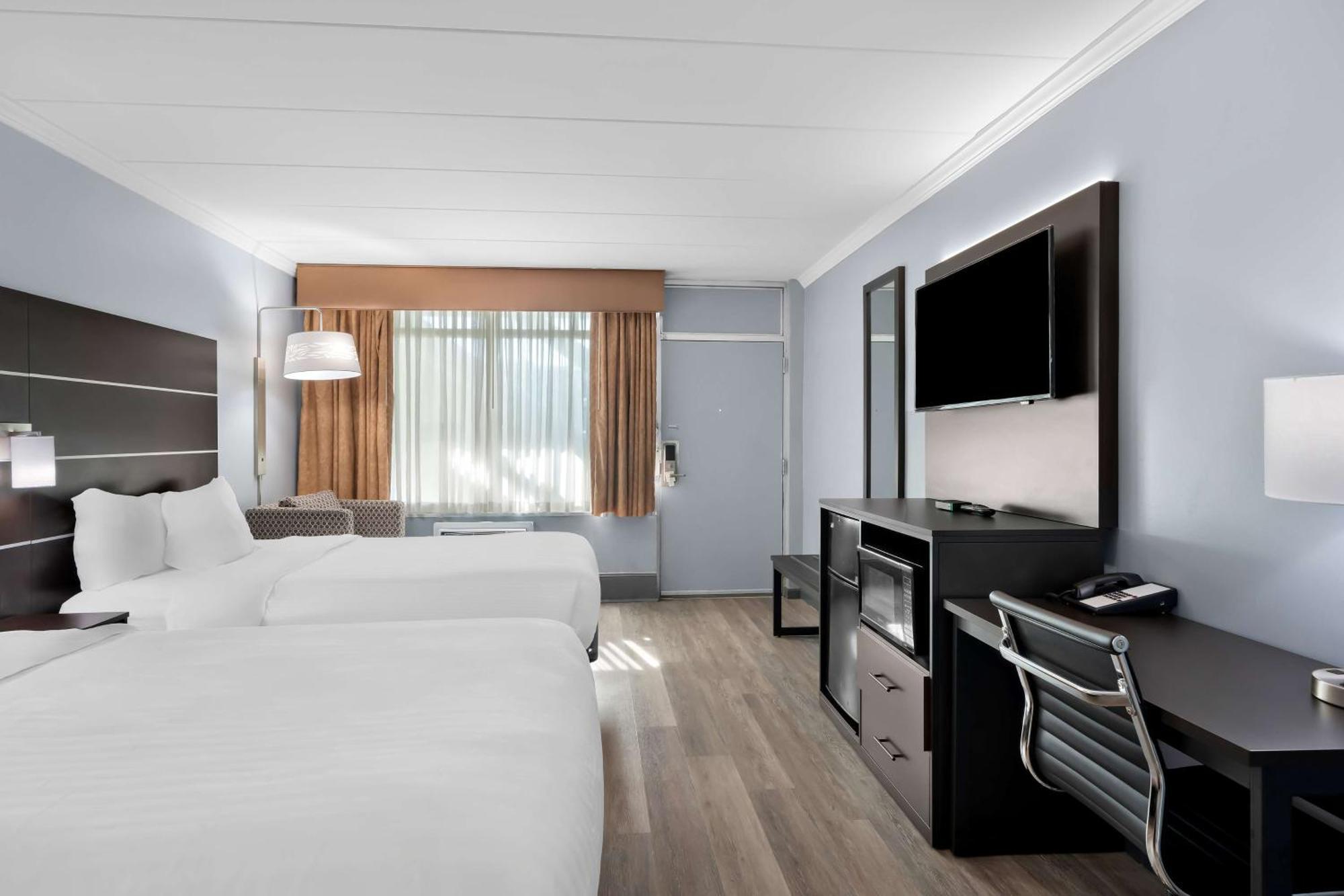 Brandywine Valley Inn Surestay Plus By Best Western Wilmington Bagian luar foto